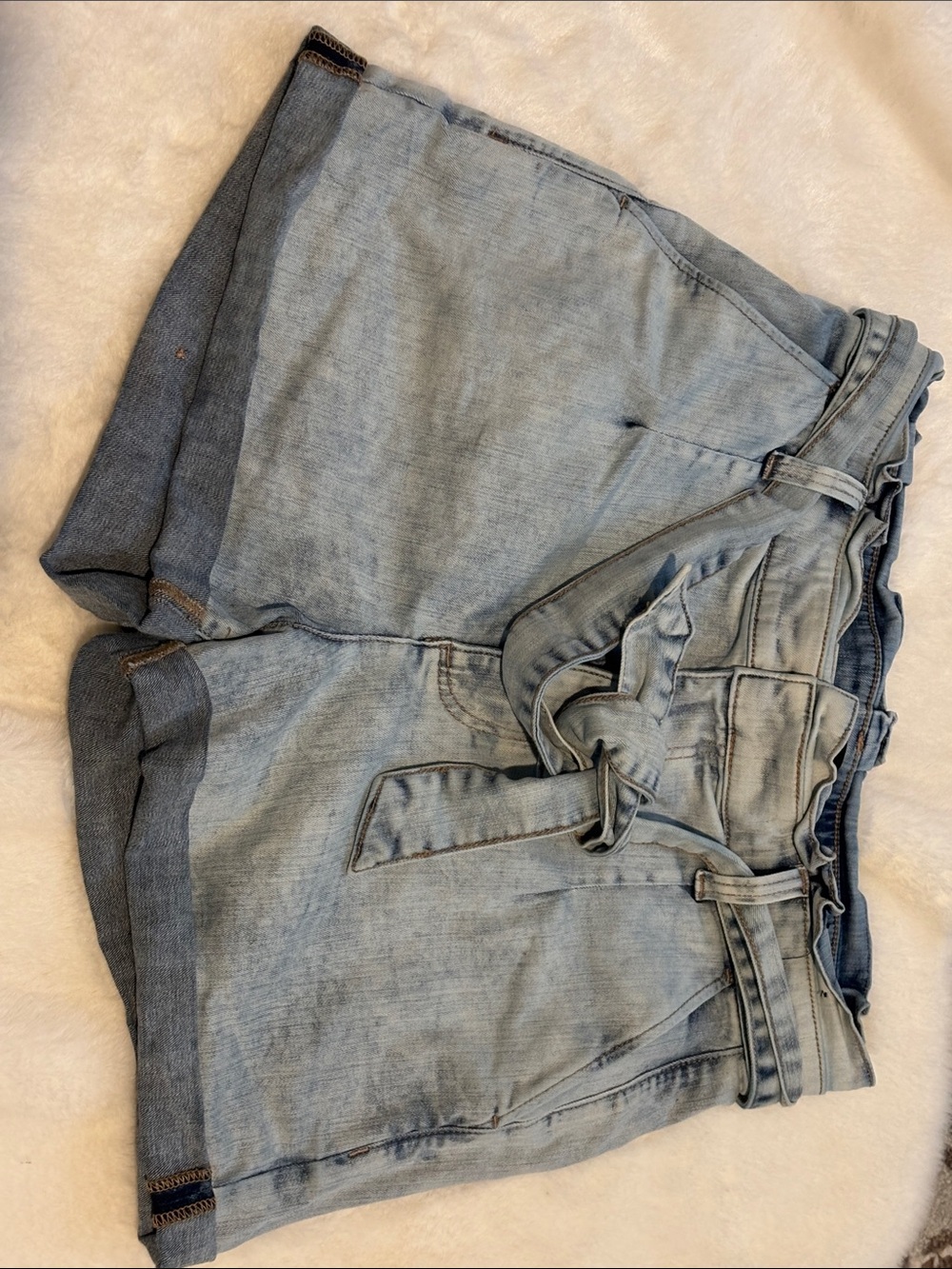 Express paper-bag waist Light Wash Tie-Belt Denim Shorts